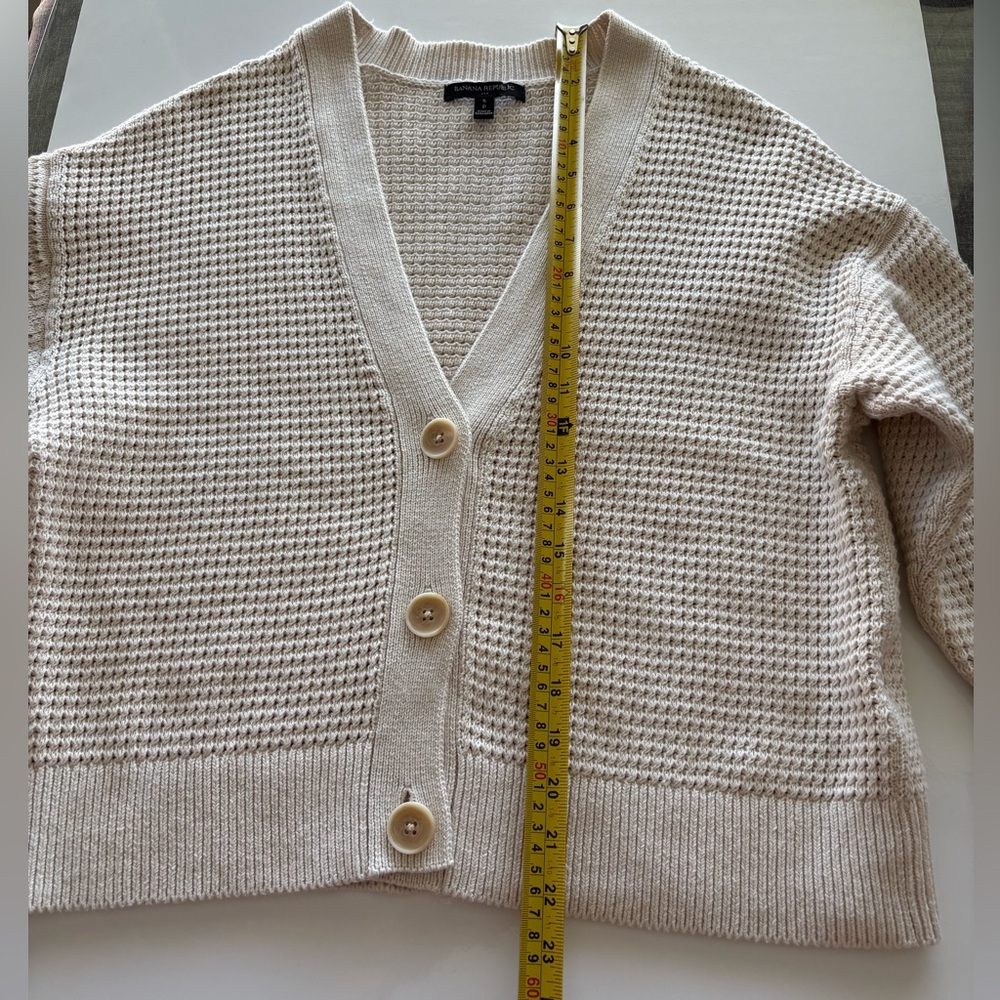 Banana Republic Women's Cream Button-Up Sweater - Picture 8 of 8